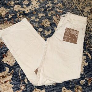 (NWOT) Abercrombie kids Abercrombie & fitch white high rise wide leg jean 11/12L